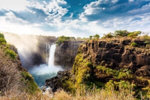 ZIMBABWE: Suppression de la quarantaine pour les voyageurs vaccinés