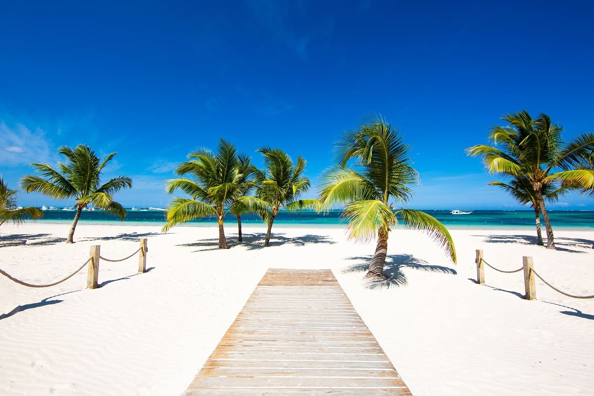 Les Bahamas suppriment le visa de santé du voyageur et le test avant départ