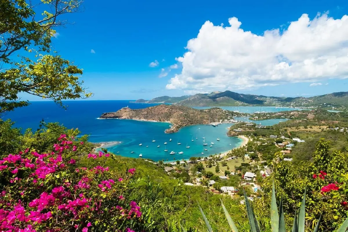 Fin des restrictions sanitaires à Antigua-et-Barbuda