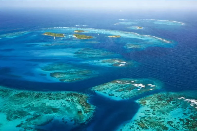 Fin de la quarantaine pour les voyageurs non-vaccinés à Saint-Vincent-et-les-Grenadines