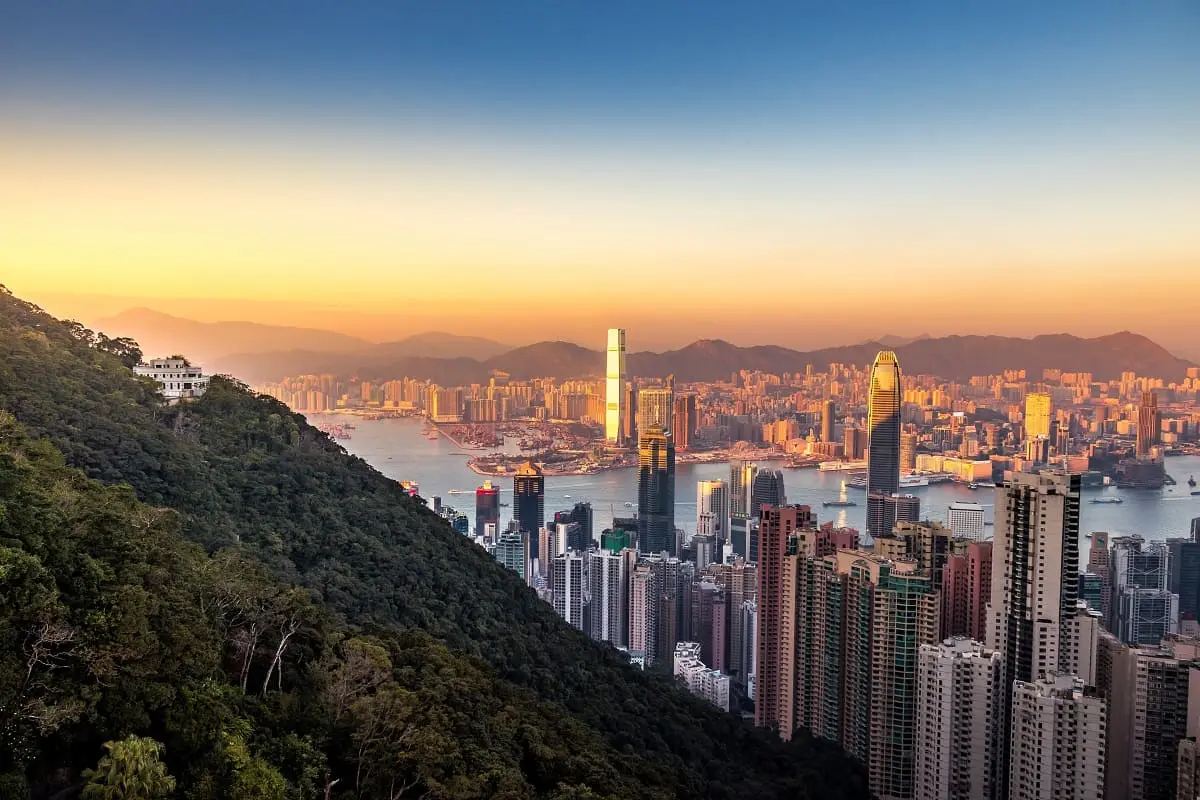Hong Kong supprime sa dernière restriction de voyage