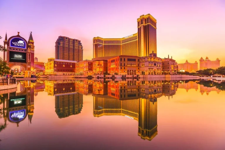 Macao élimine son ultime restriction sanitaire de voyage