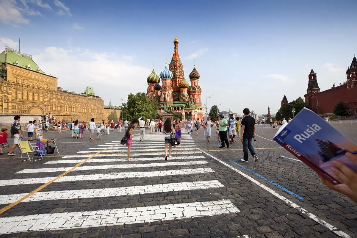 Vers une réduction du prix du visa électronique pour la Russie ?