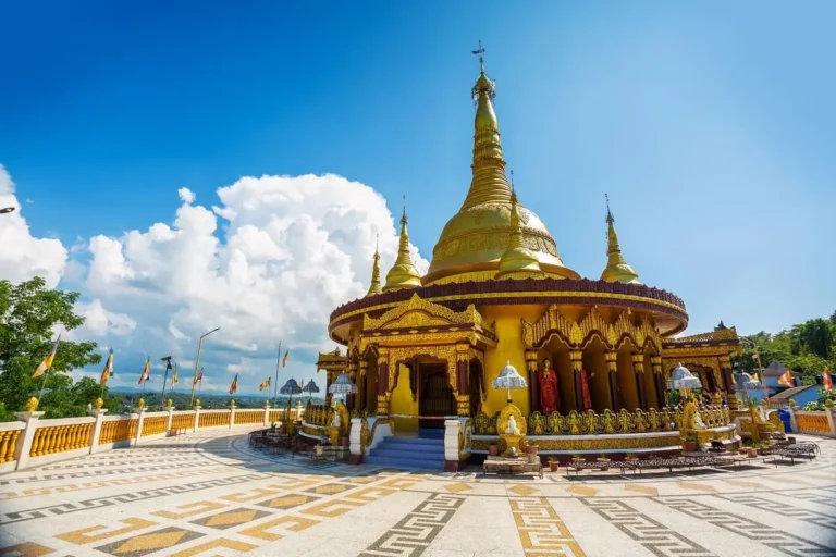 Le Bangladesh espère "bientôt lancer son programme e-Visa"