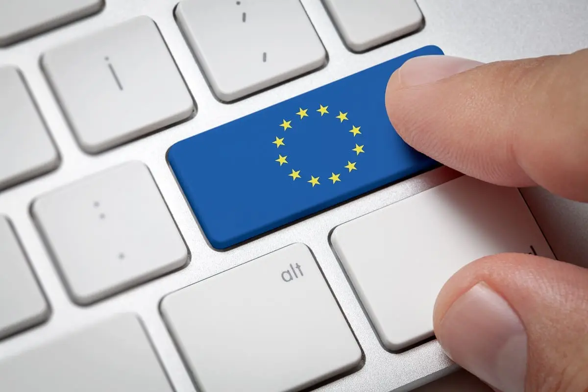 Le Parlement européen adopte la numérisation des visas Schengen