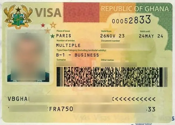 Exemplaire du nouveau visa biométrique pour le Ghana