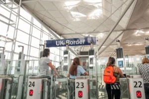 Voyage au Royaume-Uni: la reconnaissance faciale pourrait bientôt remplacer le passeport