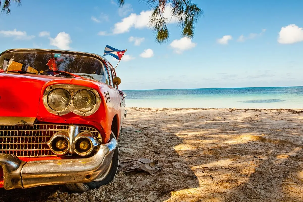 Carte touristique verte ou rose : quel visa demander pour voyager à Cuba ?