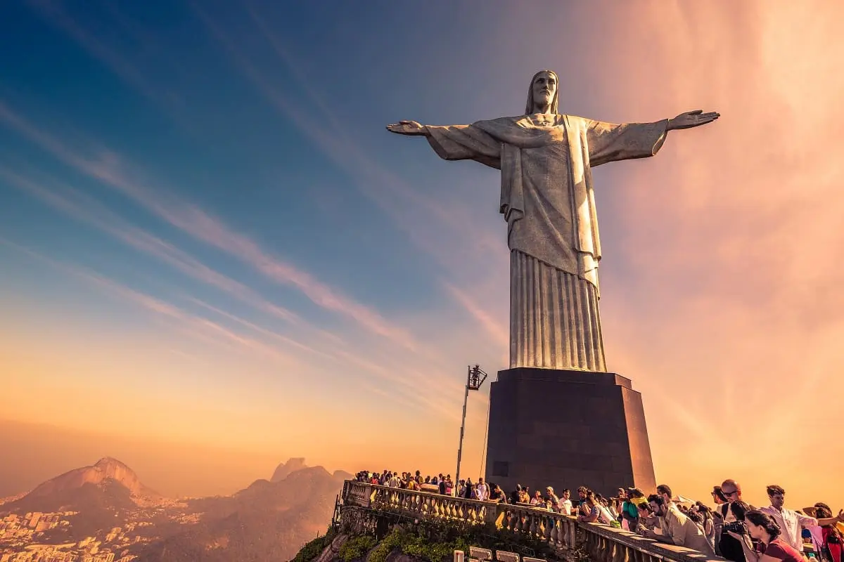 Le Brésil reporte à 2025 l’obligation de visa pour les voyageurs des États-Unis, d’Australie et du Canada