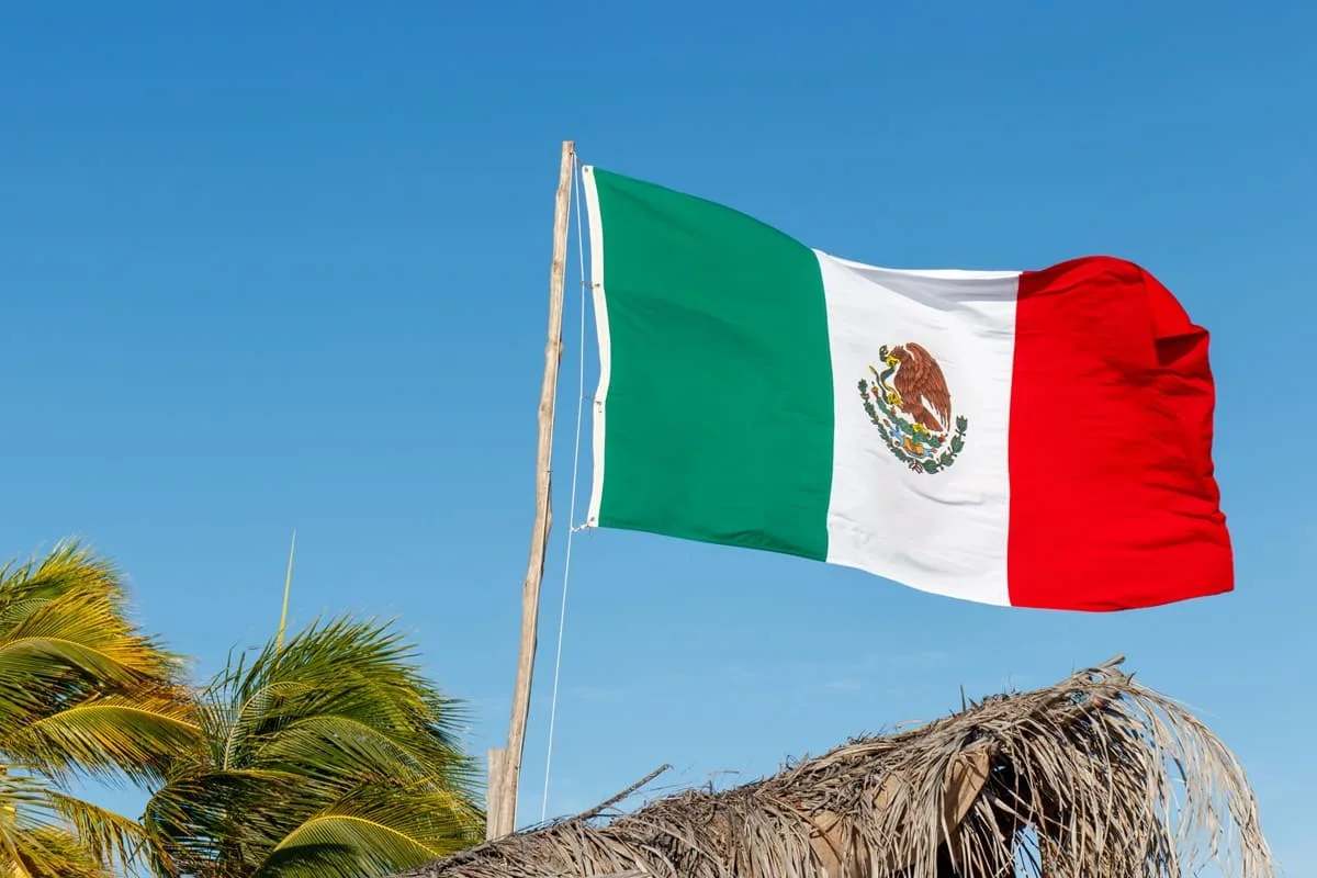 Mexico to launch new electronic visa system for air travelers