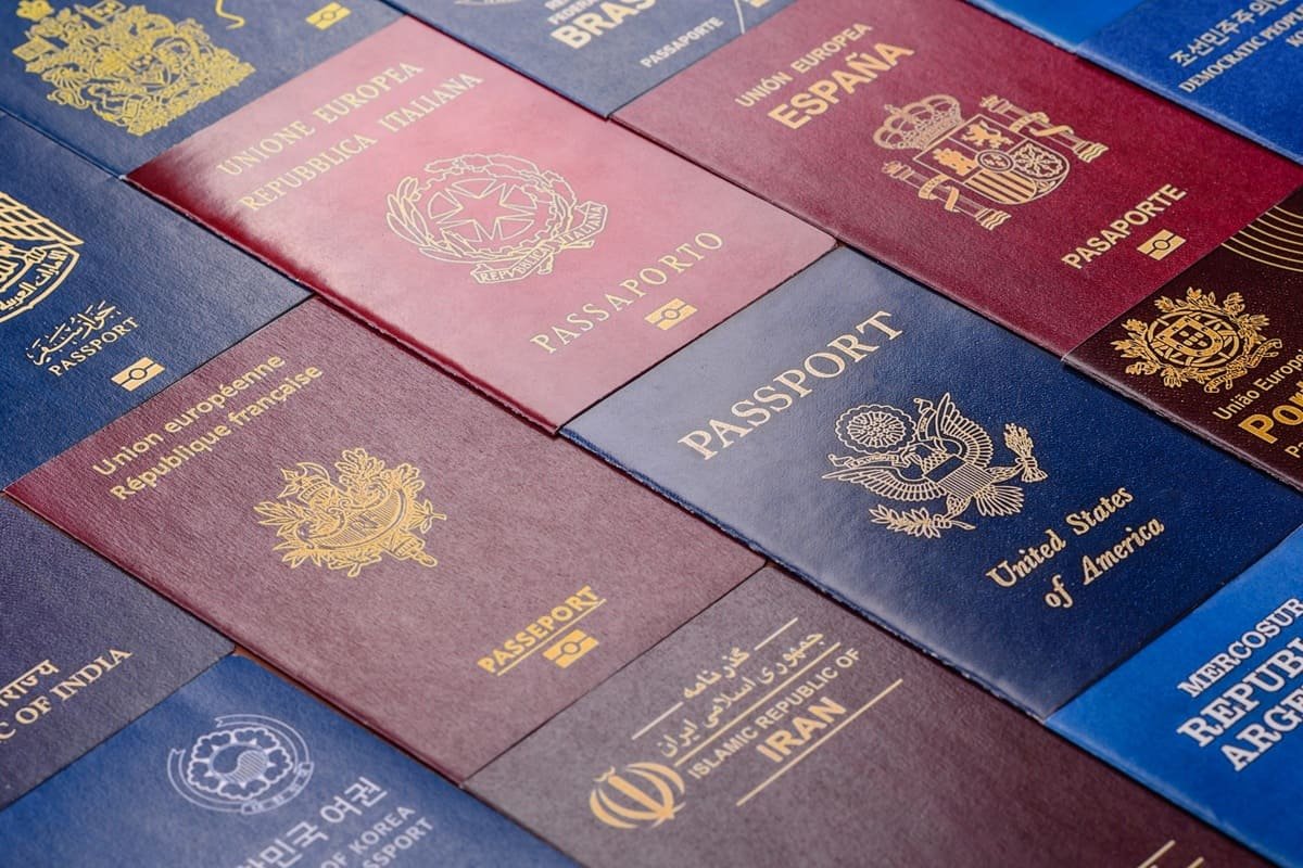 Los pasaportes más “poderosos” del mundo en 2025