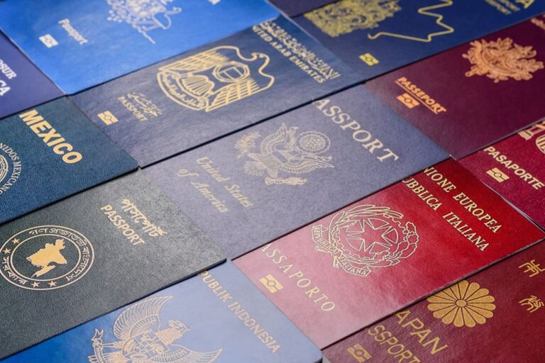 ¿Cuáles son los pasaportes más “poderosos” en 2026?