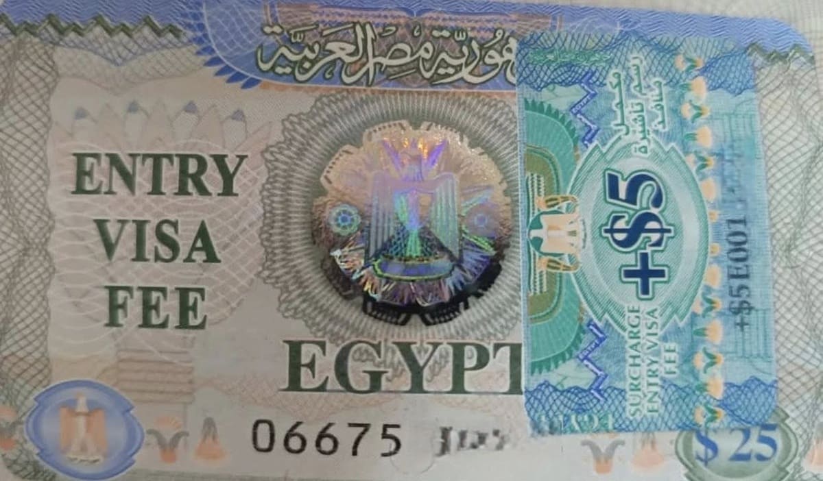 El visado expedido a la llegada a Egipto cuesta ahora 30 dólares estadounidenses.