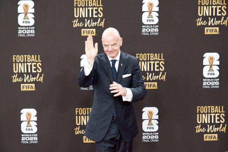 Mundial 2026 en Estados Unidos: Gianni Infantino quiere tranquilizar a los aficionados sobre la cuestión de los visados