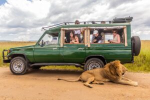 Kenia perfila un seguro médico obligatorio para los visitantes extranjeros