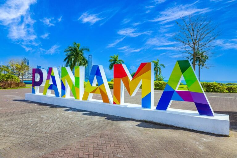 Panamá: los turistas que llegan en avión cuentan con un seguro médico gratuito