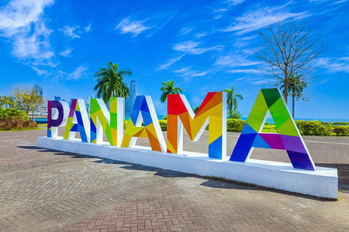 Panama: Air travelers now receive free medical insurance